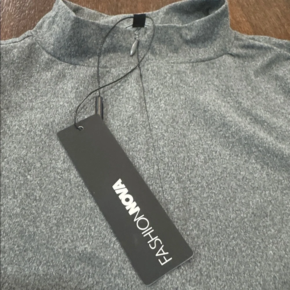 Fashion Nova Charcoal Jumpsuit size medium - Picture 8 of 11
